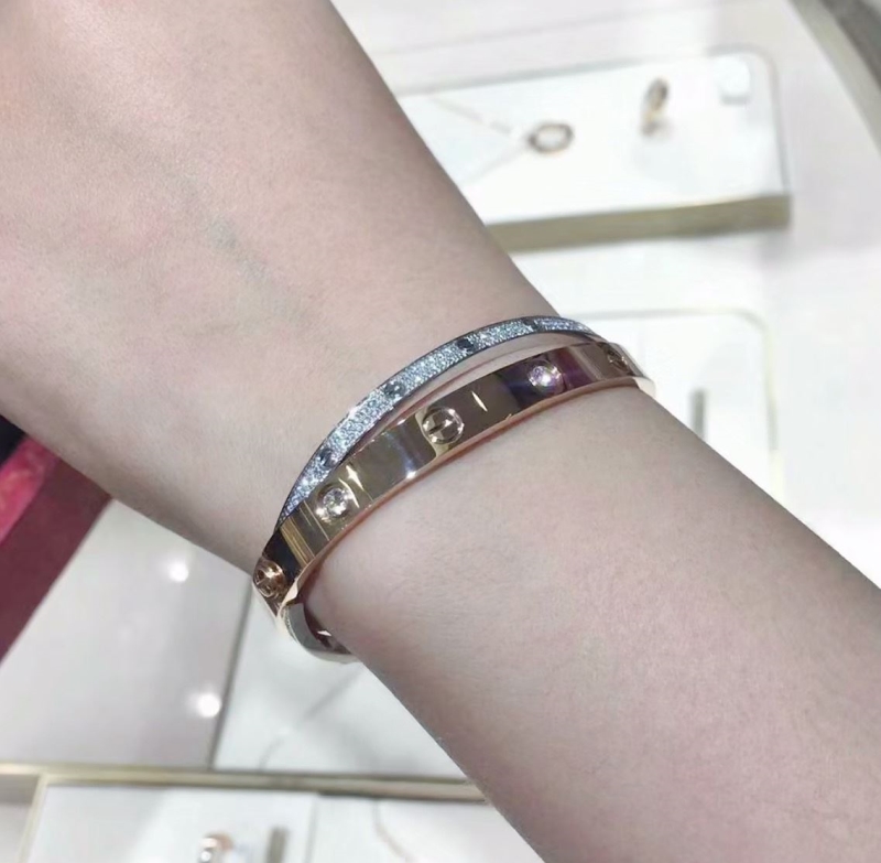 LV Bracelets